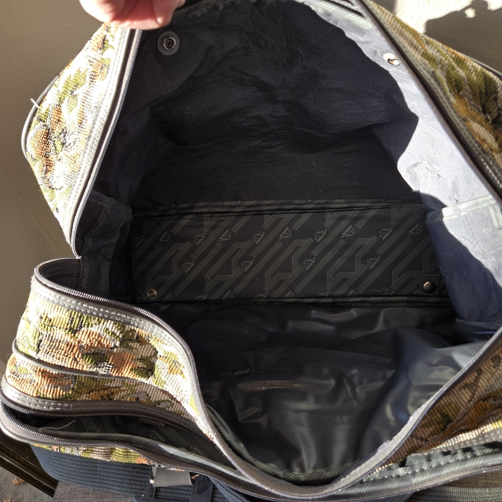 Large Vintage Jordache Floral Tapestry Duffel Bag Carry-on Overnight Travel 80s - Picture 12 of 16